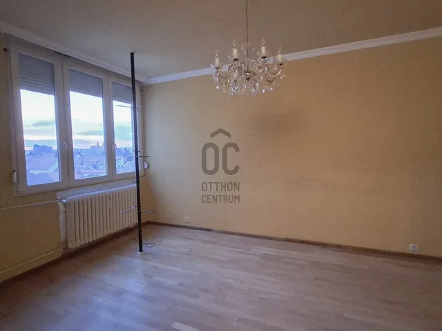 Eladó lakás Szombathely, Joskar-Ola-lakótelep 51 nm