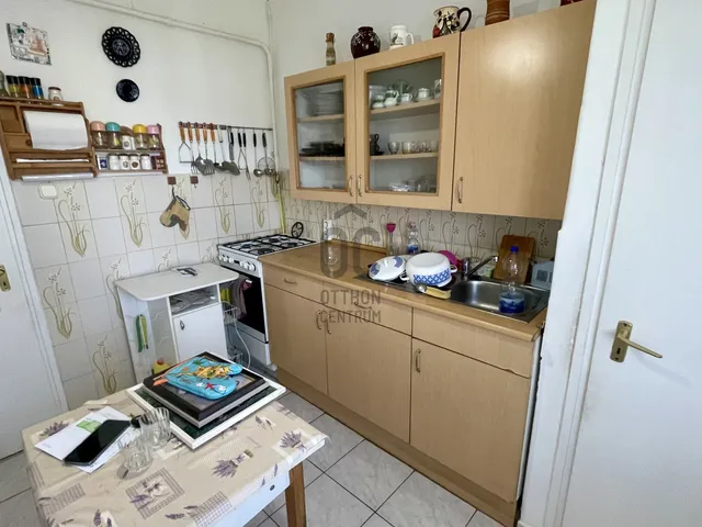 Eladó lakás Szombathely, Joskar-Ola-lakótelep 61 nm