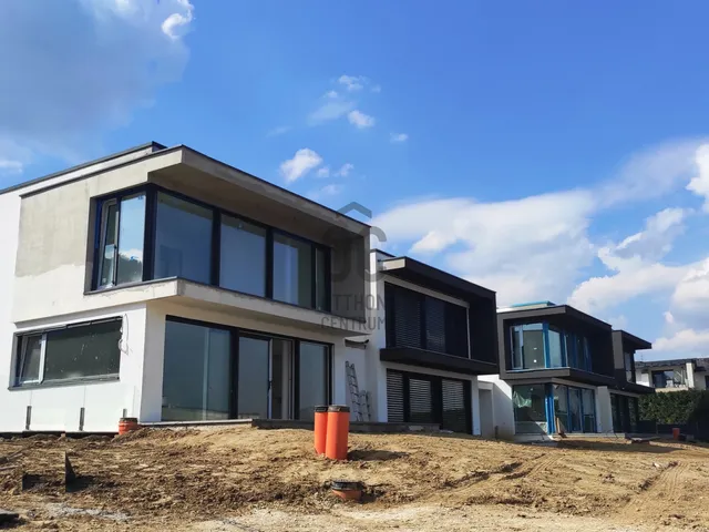 Eladó ház Budapest III. kerület 178 nm