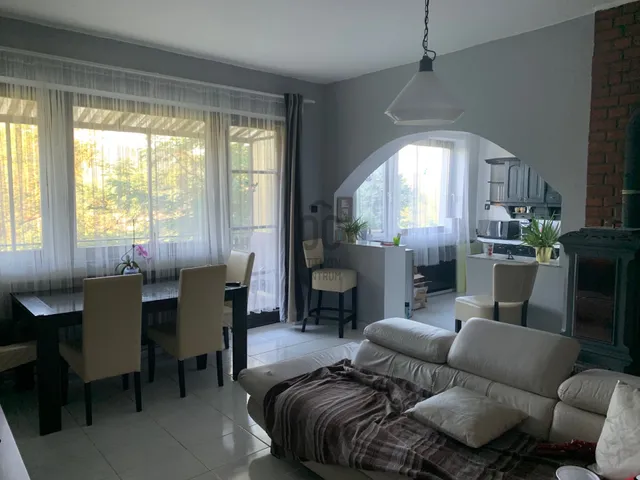 Eladó ház Pilisborosjenő 230 nm