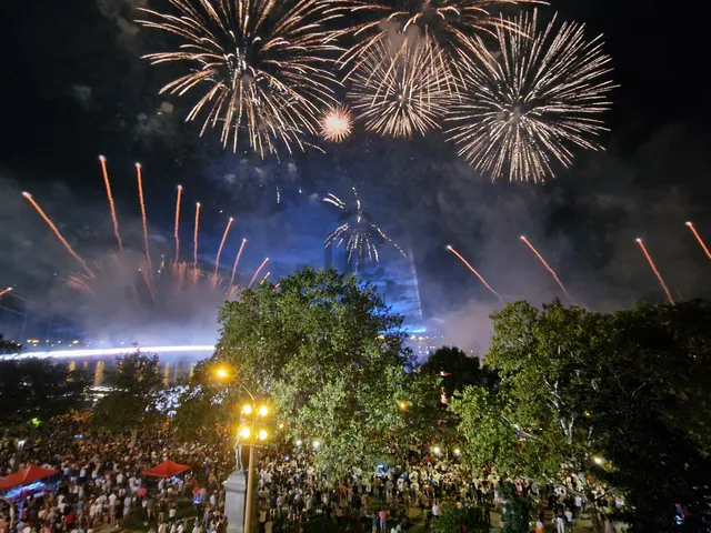 Kiadó kereskedelmi és ipari ingatlan Budapest V. kerület, Belváros 153 nm