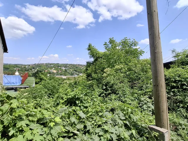 Eladó telek Budapest III. kerület, Csúcshegy 1047 nm