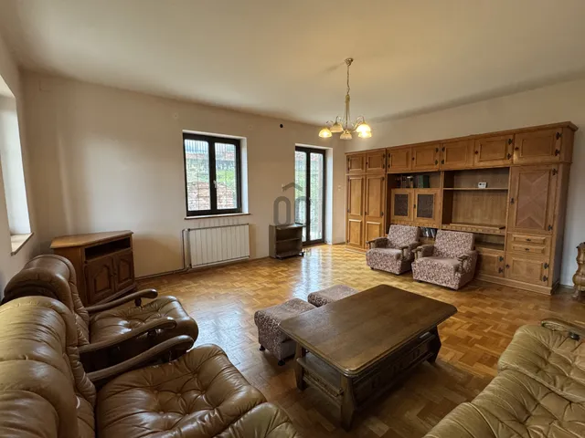 Eladó ház Tahitótfalu 300 nm