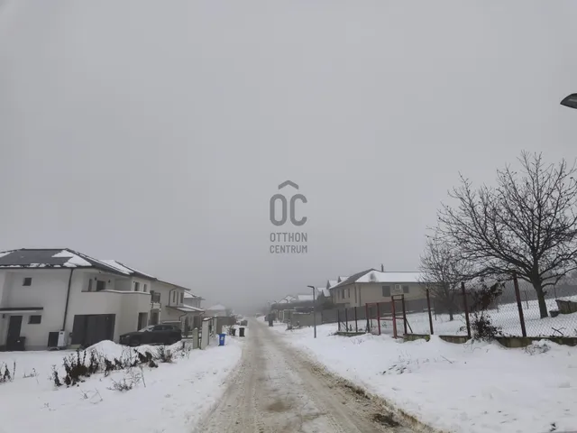 Eladó telek Pilisborosjenő 1187 nm