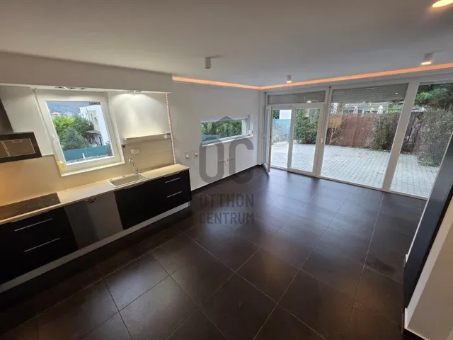 Kiadó ház Budapest III. kerület, Aranyhegy 92 nm