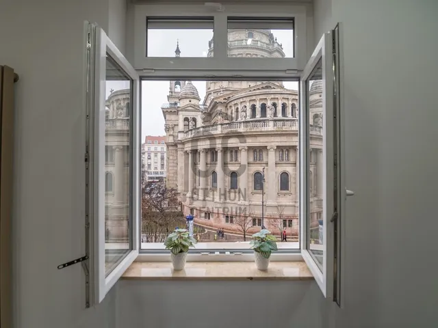 Eladó lakás Budapest VI. kerület 101 nm