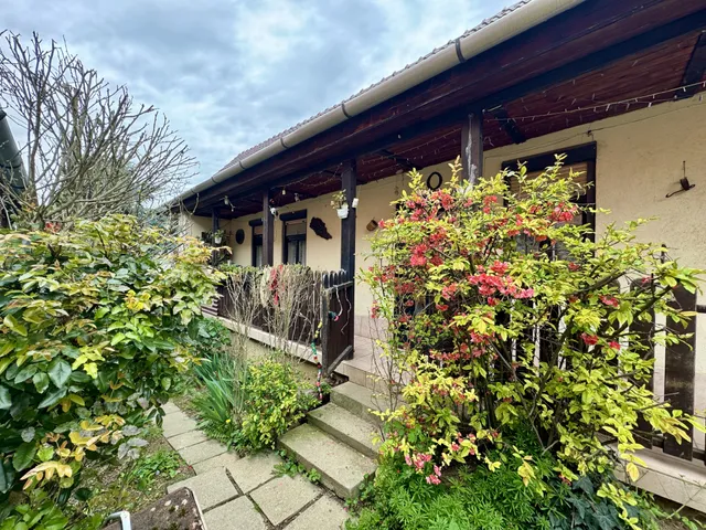 Eladó ház Pilisborosjenő 80 nm