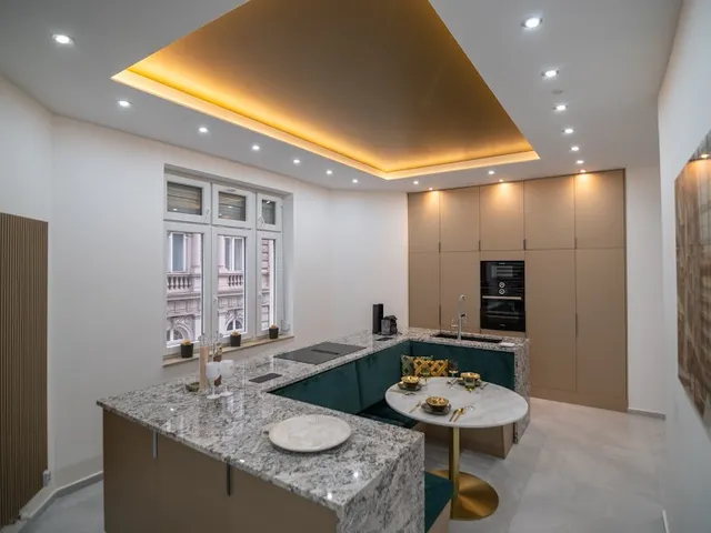 Eladó lakás Budapest VI. kerület, Nagykörúton belüli terület 101 nm