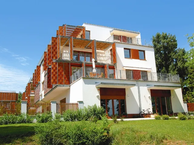 Kiadó kereskedelmi és ipari ingatlan Budapest III. kerület, Római-part, Nánási út 113 nm