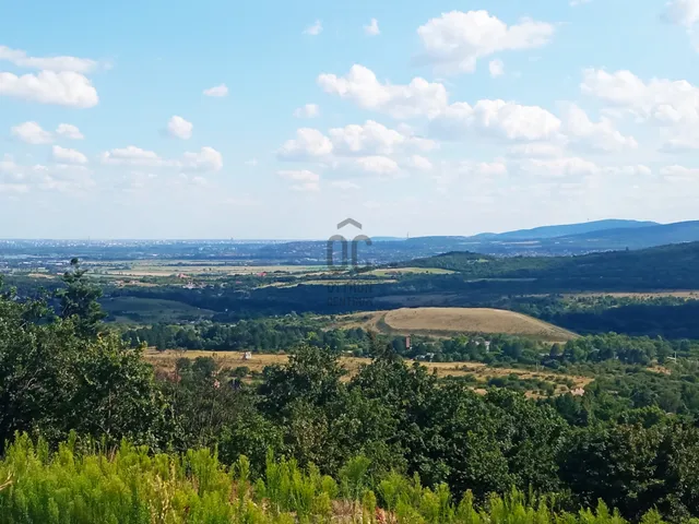 Eladó telek Szentendre, Szarvashegy 1526 nm