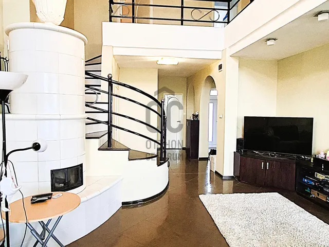 Eladó ház Budapest III. kerület 600 nm