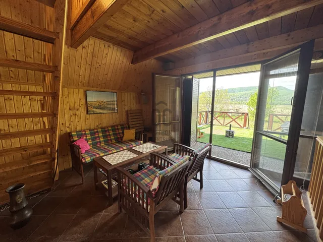 Eladó üdülő és hétvégi ház Pócsmegyer, Surány 65 nm