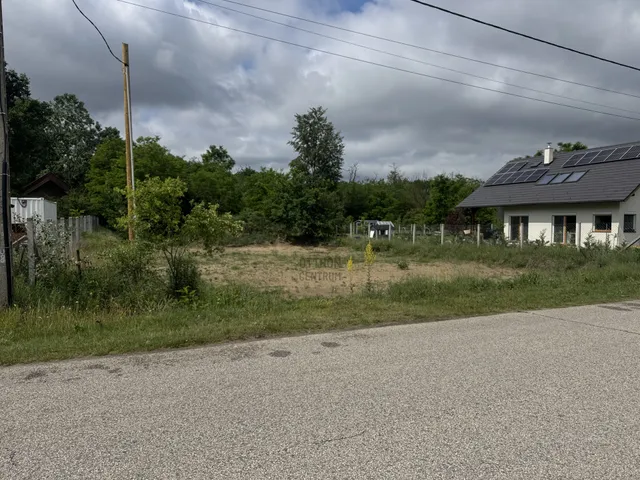 Eladó telek Szigetmonostor 1200 nm