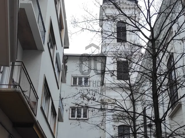 Kiadó kereskedelmi és ipari ingatlan Budapest V. kerület, Belváros