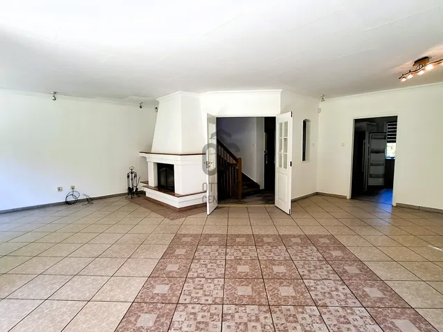 Kiadó ház Budapest II. kerület, Pesthidegkút-Ófalu 266 nm