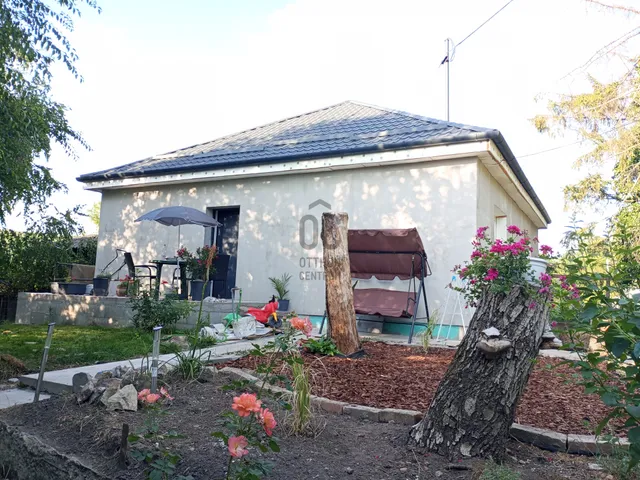 Eladó ház Pécel 85 nm