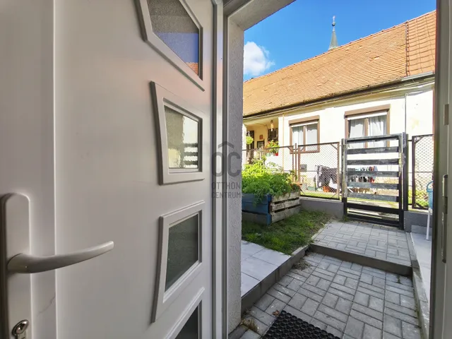 Eladó ház Budakeszi, Fő utca 51 nm