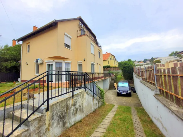 Eladó ház Csömör 127 nm