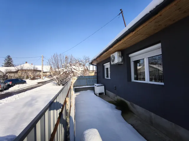 Eladó ház Jászfelsőszentgyörgy, Attila utca 140 nm