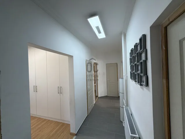 Eladó ház Pécel 174 nm