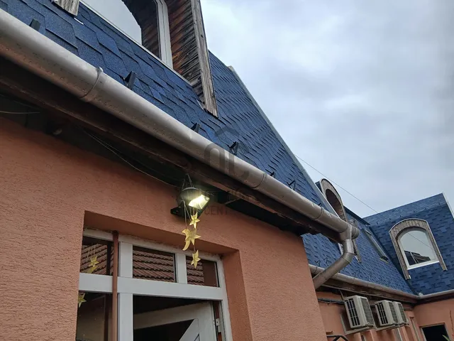 Eladó ház Kakucs 220 nm