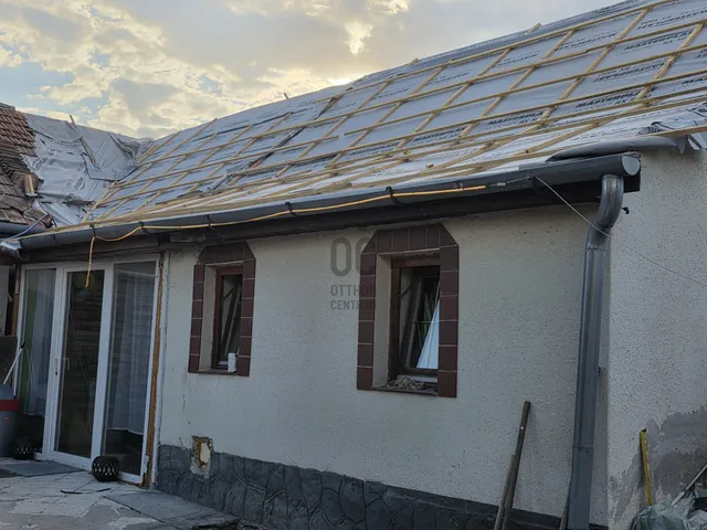 Eladó ház Pécel, Bartoshegy utca 78 nm