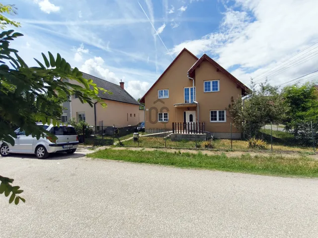 Eladó ház Gyömrő 179 nm