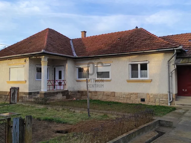 Eladó ház Mátraderecske 128 nm