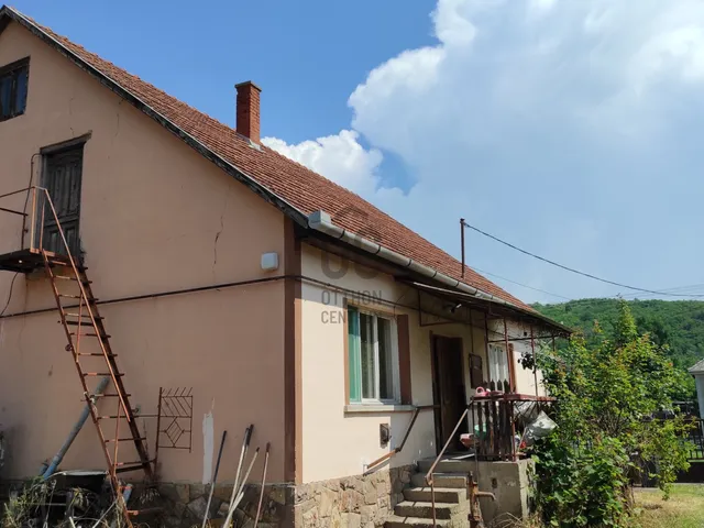 Eladó ház Szomolya 110 nm