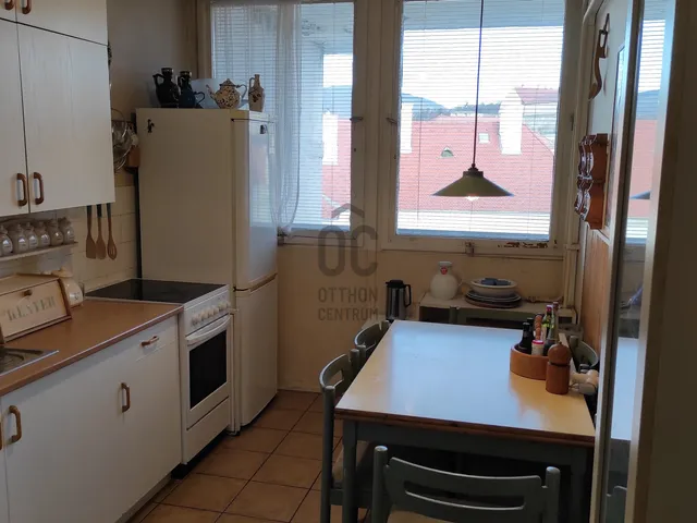 Kiadó lakás Eger, Belváros 109 nm