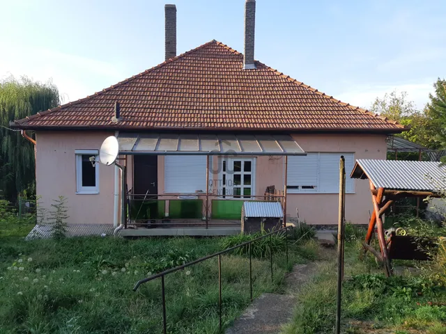 Eladó ház Parád 210 nm