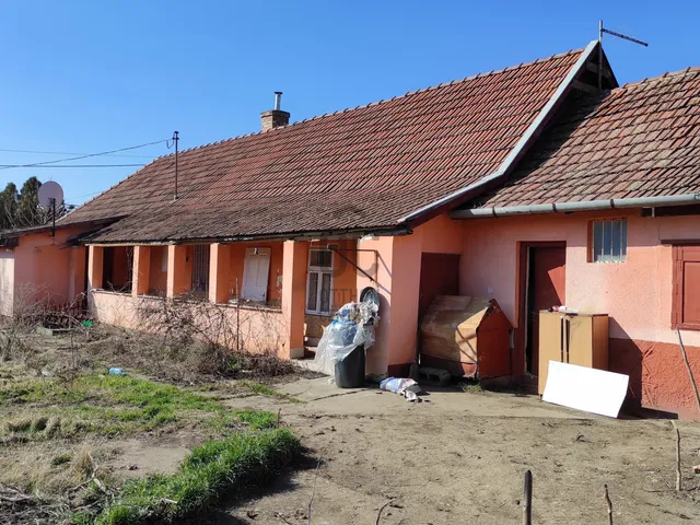 Eladó ház Erdőtelek 90 nm