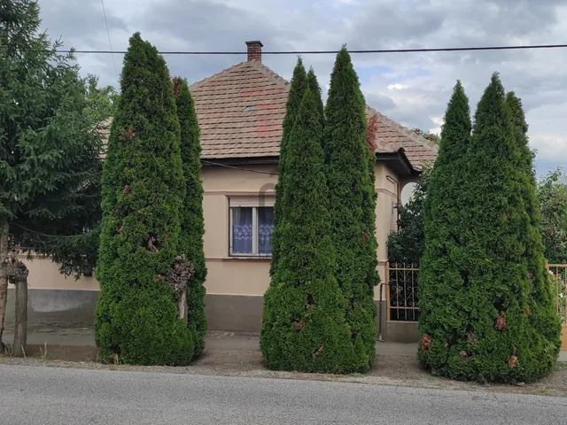 Eladó ház Tófalu 90 nm