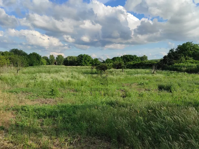 Eladó telek Andornaktálya 811 nm