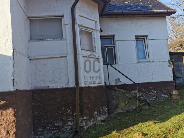 Eladó ház Bekölce 1294 nm