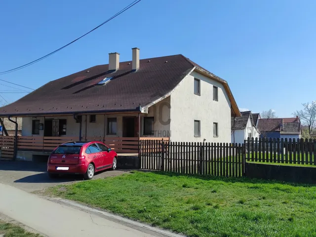 Eladó ház Kisköre 221 nm