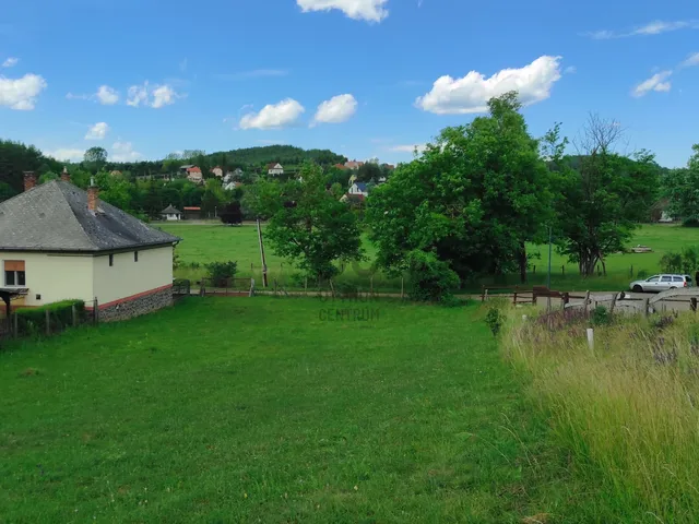 Eladó telek Bükkszék 1050 nm