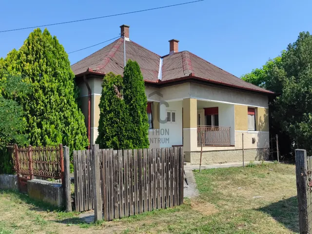 Eladó ház Poroszló 113 nm