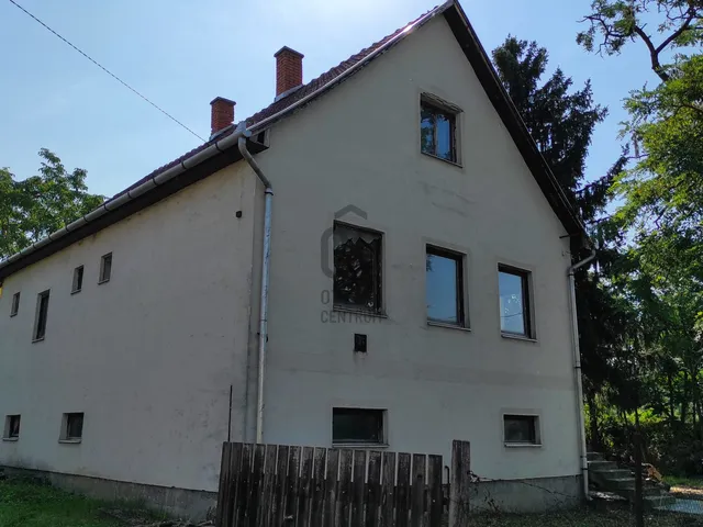 Eladó ház Poroszló 94 nm