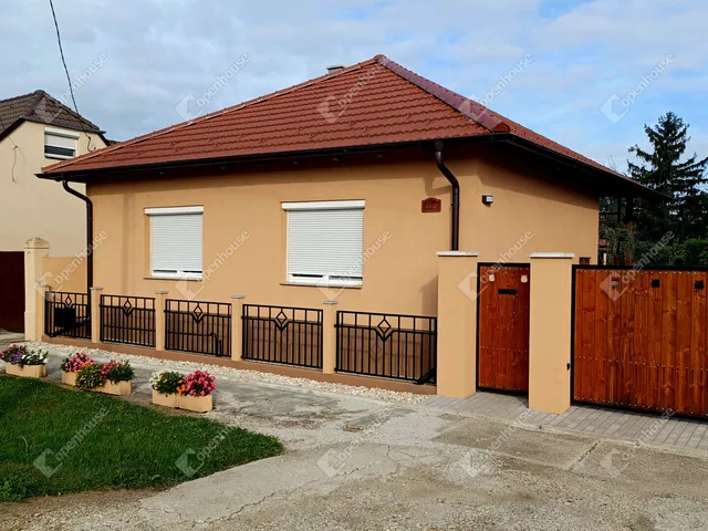 Eladó ház Kapuvár 109 nm