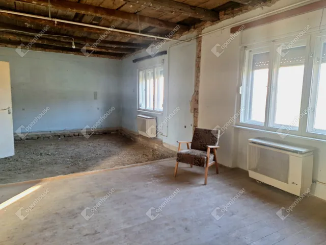 Eladó ház Újkér 70 nm