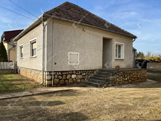 Eladó ház Fertőd 107 nm