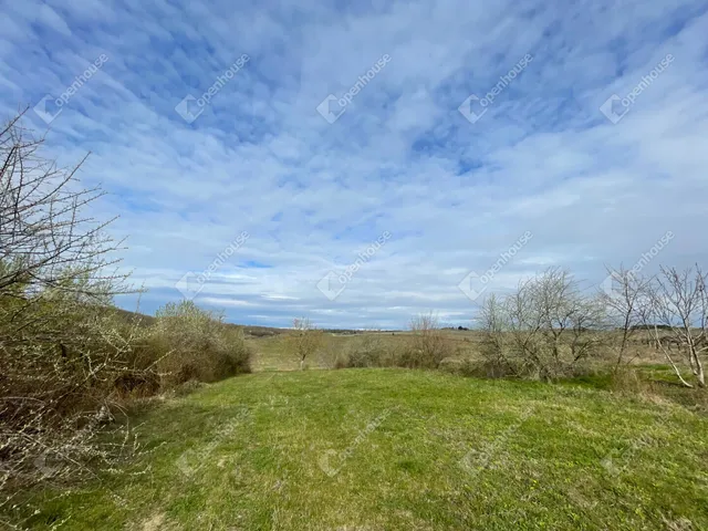 Eladó telek Sopron 2210 nm