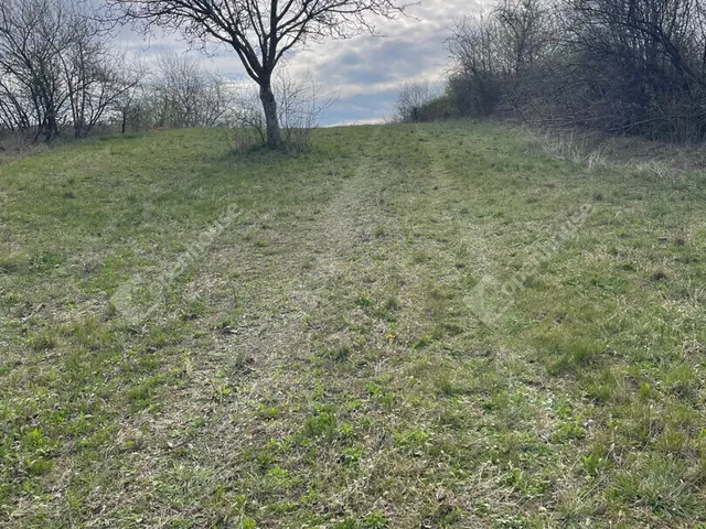 Eladó telek Sopron 2210 nm