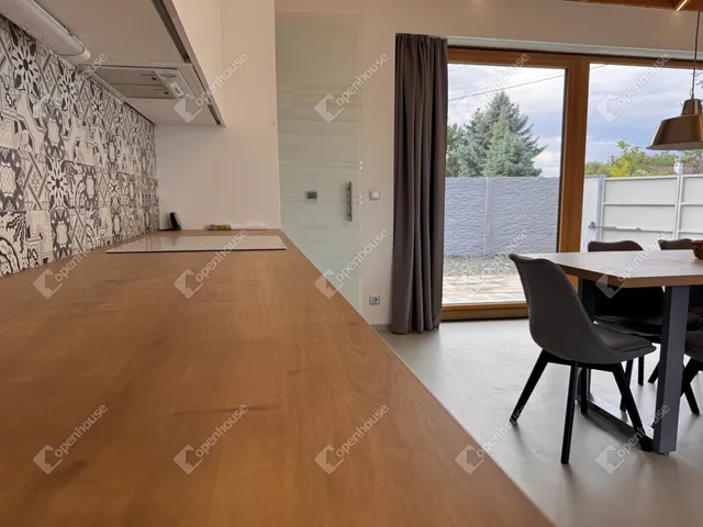 Eladó ház Sarród 94 nm