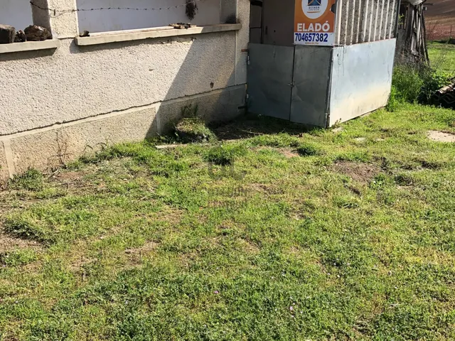 Eladó ház Szakoly 45 nm