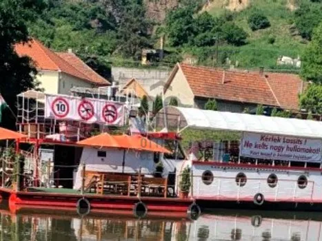 Eladó nyaraló Rakamaz 110 nm