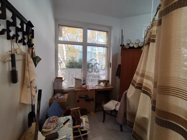 Eladó kereskedelmi és ipari ingatlan Nyíregyháza, Belváros 19 nm