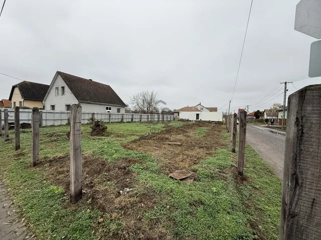 Eladó telek Kemecse 684 nm