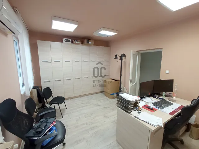 Kiadó kereskedelmi és ipari ingatlan Nyíregyháza, Belváros 318 nm